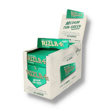 A full box of 100 Rizla green regular papers