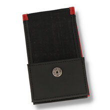 Keep your smokes protected with this imitation leather cigarette packet holder for king size cigarettes