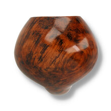 Close-up of rounded briar bowl on Erik Nørding Freehand Extra No.12 Danish freehand pipe.