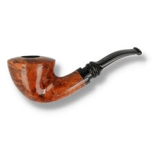 Nørding Royal Flush King Pipe 709 with polished golden chestnut briar Dublin bowl and black bent acrylic stem.