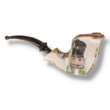 Handmade Danish freehand pipe decorated with festive Nutcracker soldiers and natural plateau rim.