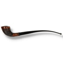 Side profile of the Erik Nørding Hunting Pipe 2024 Longhorn showing the rustic briar bowl and elegant long black churchwarden stem.