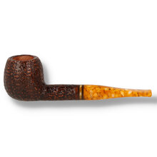 Right-side profile of the Savinelli Miele 207 Rustic pipe showing the textured Bent Apple bowl and marbled honey acrylic stem.