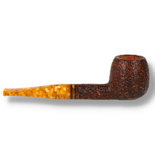 Left-side view of the Savinelli Miele 207 Rustic Italian briar pipe highlighting the rustic finish, rounded Apple bowl and amber-coloured acrylic mouthpiece.